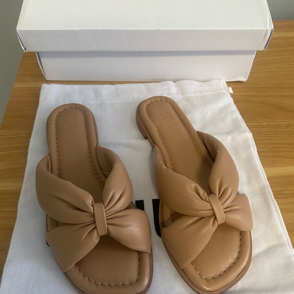 [NWBox] SCHUTZ tan leather fairy slides